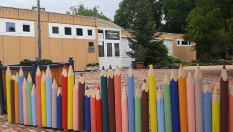 Hívogat az iskola
